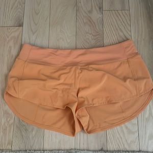Brand new Lululemon 2.5” Speed Up Short